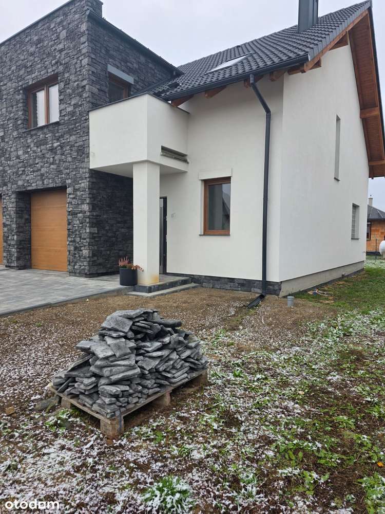 Wysoki standard/4 pokoje/garaż/balkon/taras/2 garderoby-4