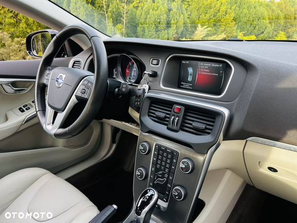 Volvo V40 CC D3 Drive-E Dynamic Edition - 10