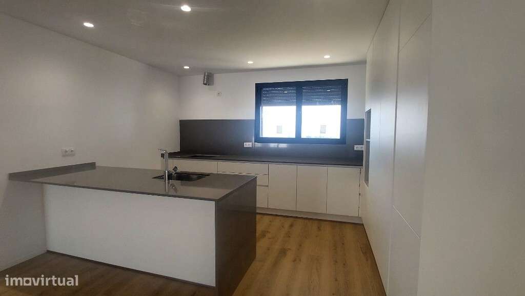 Moradia V3 Térrea Individual -Besteiros - Grande imagem: 5/31