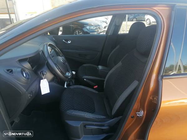 Renault Captur 0.9 TCE Exclusive - 11