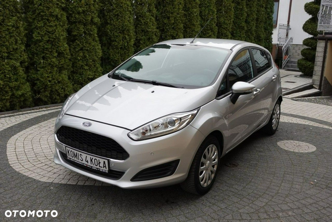 Ford Fiesta - 8