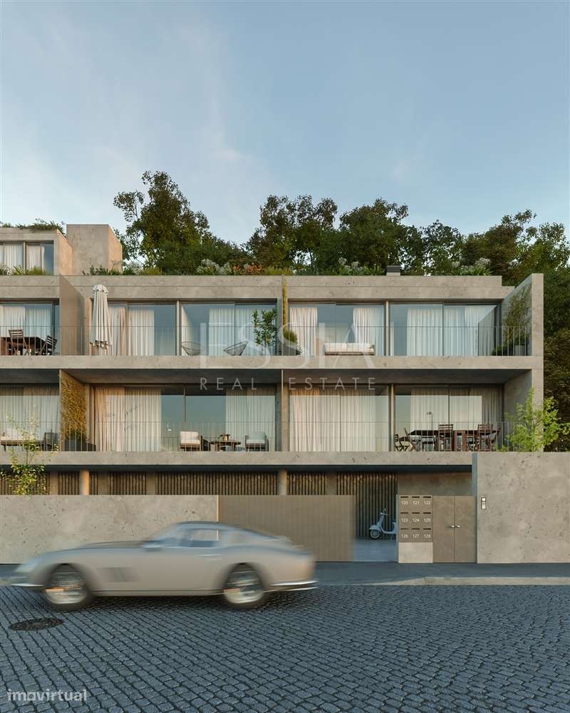 Apartamento T2 com Varanda e Garagem no Douro 39-8