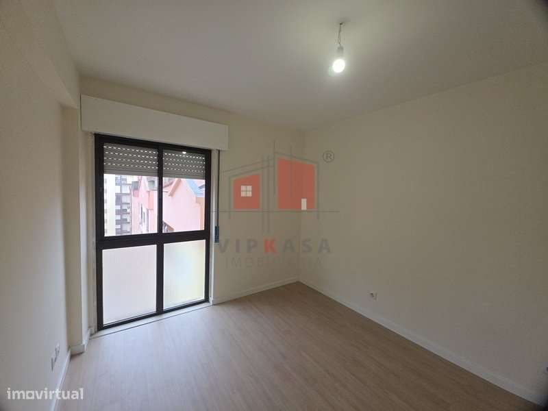 Apartamento T2 - Tapada das Mercês-6