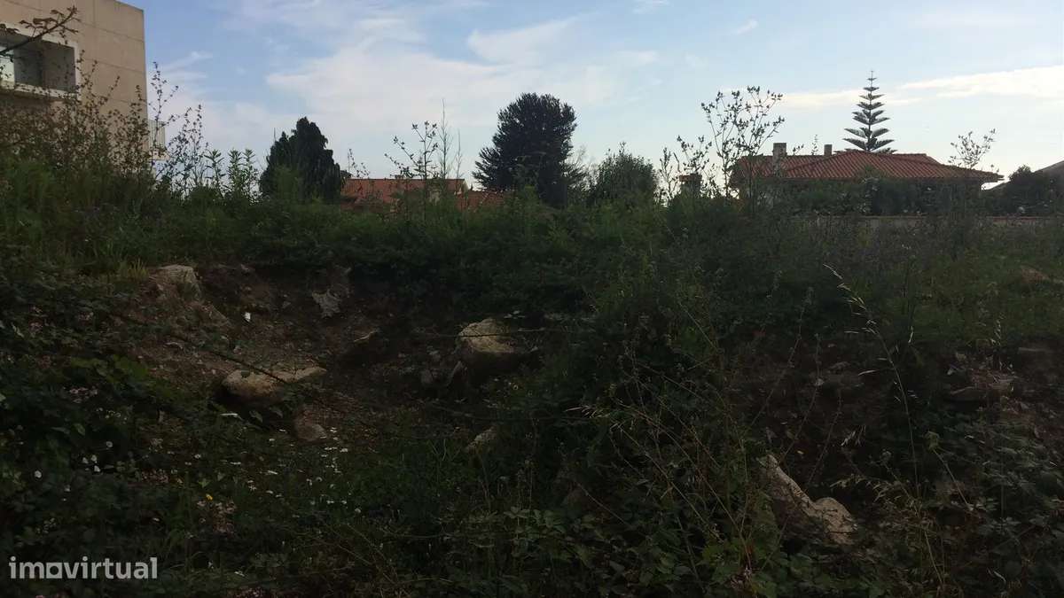 LOTE PARA CONSTRUÇÃO DE MORADIA NA AREOSA COM PROJETO APROVADO - Grande imagem: 2/18