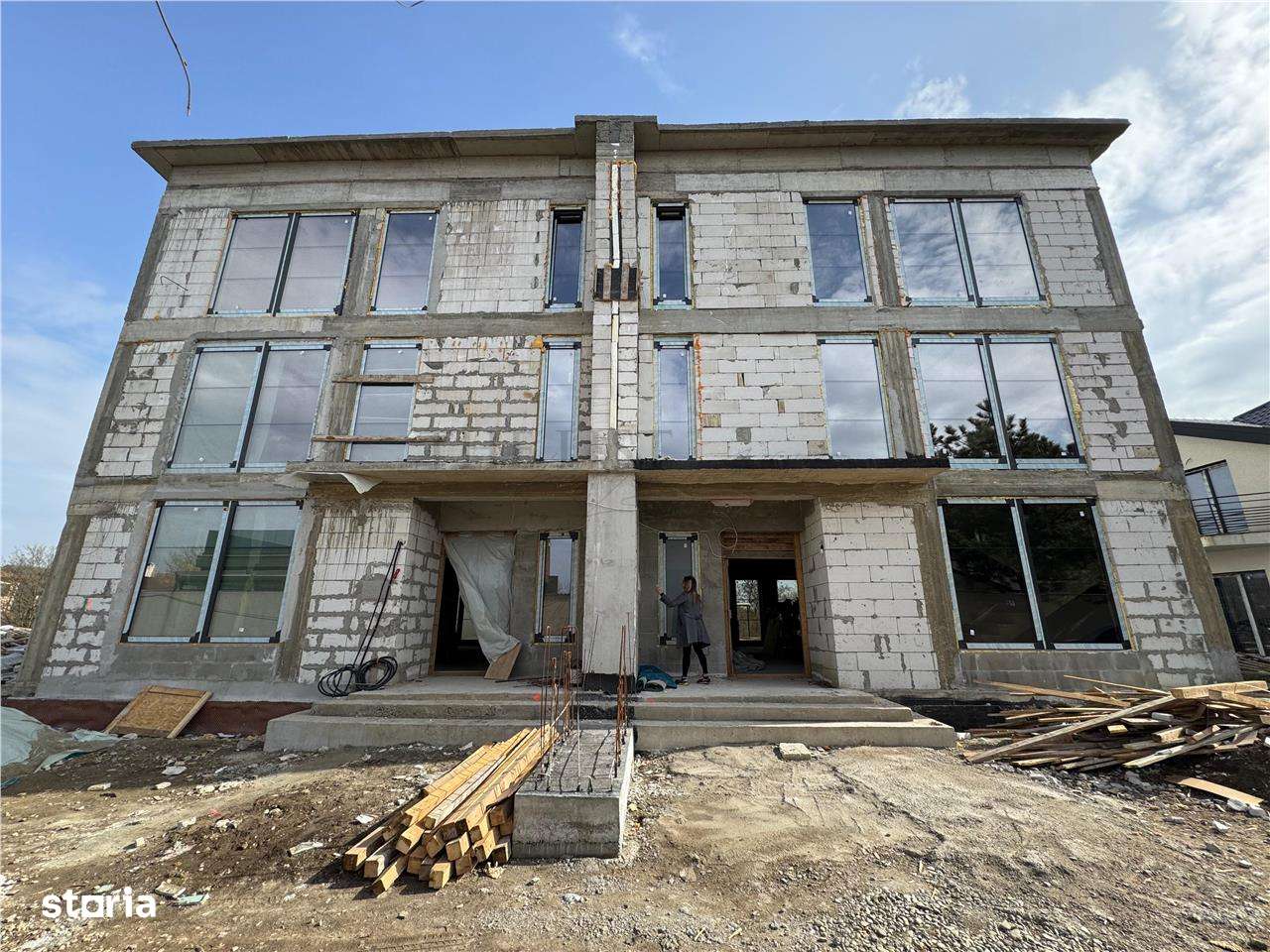 AVIATIEI | DE VANZRE VILA 4 CAMERE | CAMPUL PIPERA - Imagine principală: 4/10