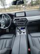 BMW Seria 5 M550i xDrive sport - 16