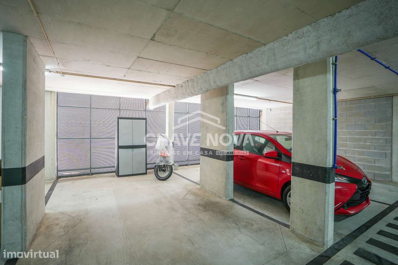 Apartamento T1 Como Novo c/ Lugar Garagem em Mafamude(El Corte Inglés)-19