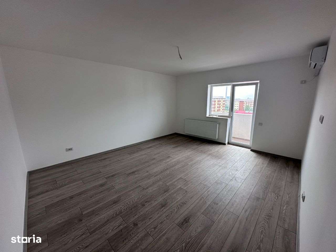Promotie, Ideal de Investitie, Apartament cu 2 camere, Metrou Berceni - Imagine principală: 2/8