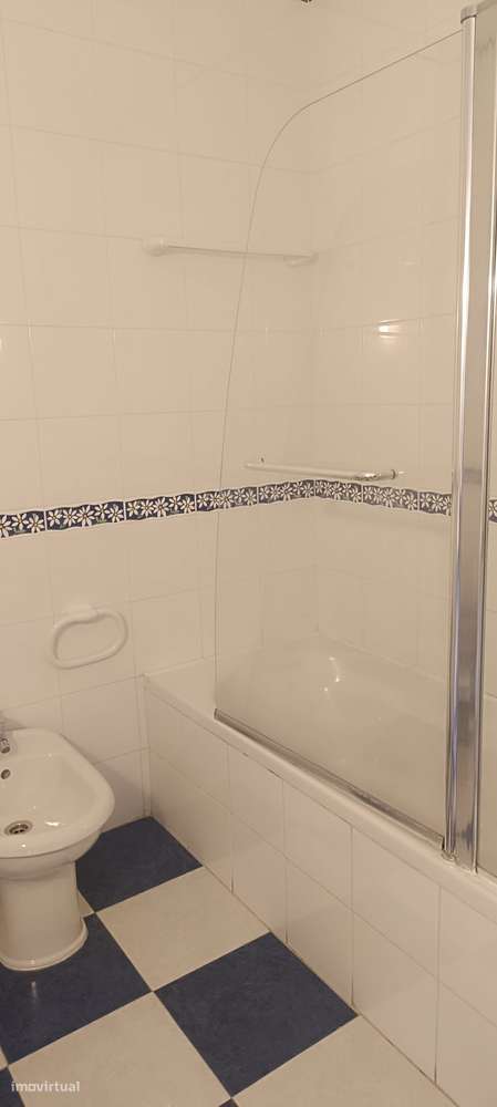 Magnifico apartamento T3 com garagem!-12