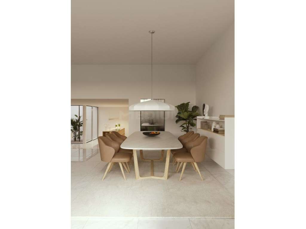 Moradia T4 no Chantre-5