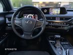 Lexus UX 250h GPF Business 2WD - 12