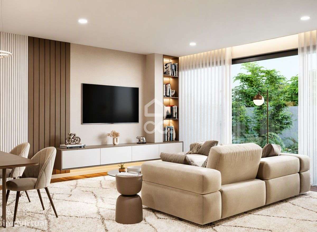Moradia T3+1 nova, com jardim e terraço, em condomínio privativo com p-21