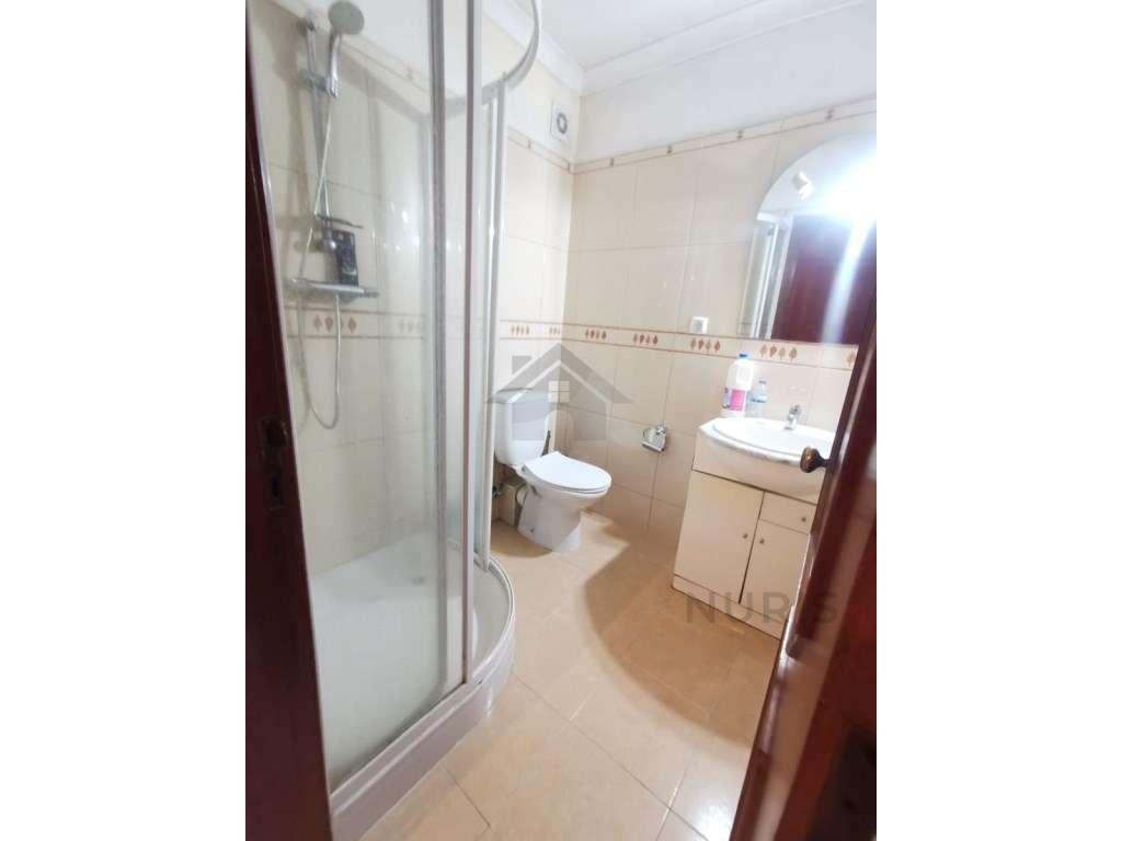 Apartamento T1 para Venda em Alvor com Piscina-7