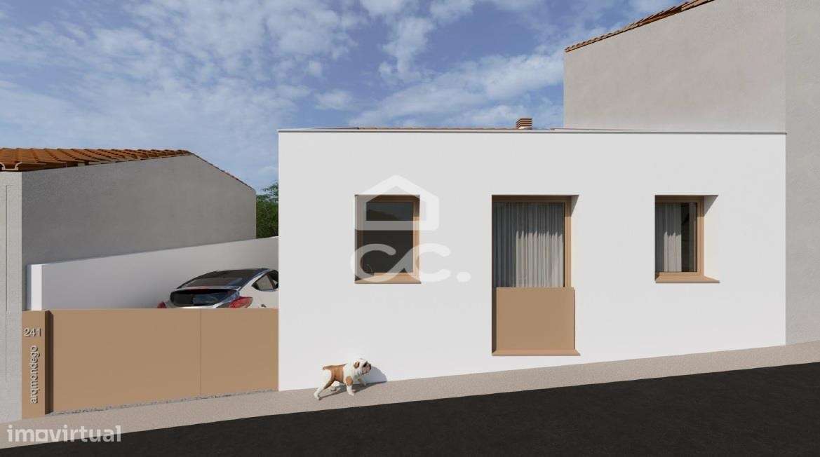 Moradia com projecto de arquitectura em Santa Clara-15
