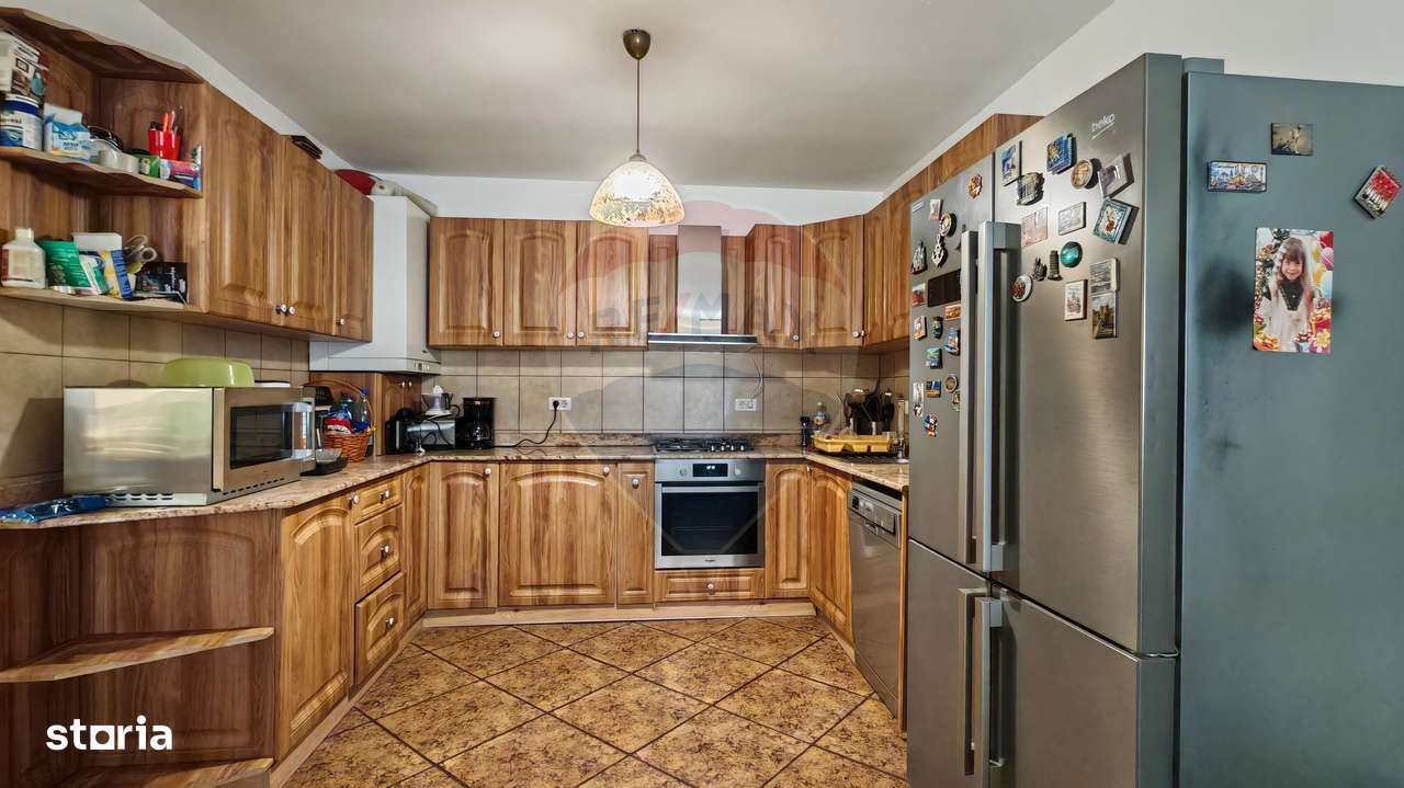 Vila tip duplex cu 5 camere de inchiriat in Pipera - Imagine principală: 2/19