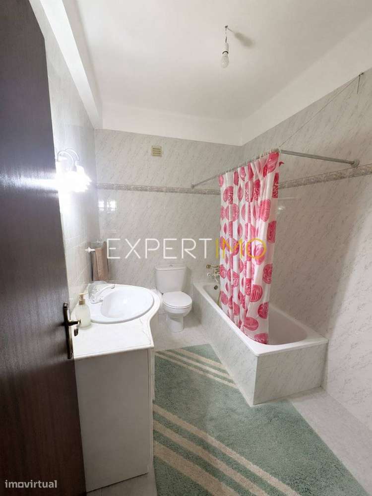 Apartamento T3 no centro de Vendas Novas-9