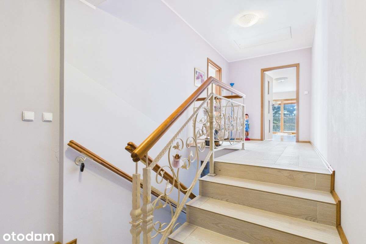 5 sypialni, garaż na 2 samochody!!!-14