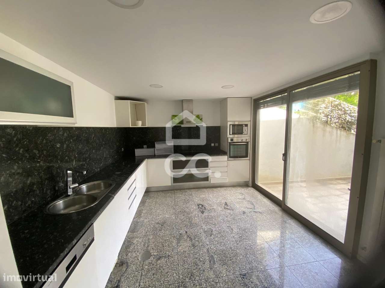 Moradia T3 em Pinheiro - Guimarães-7