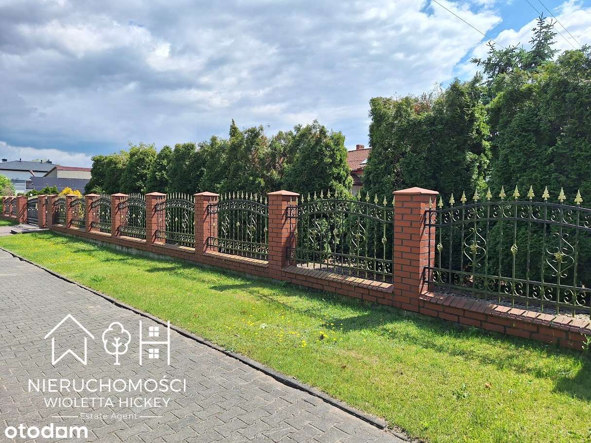 Piękny dom z dużym ogrodem i potencjałem Łąck, 2 niezależne części!-16