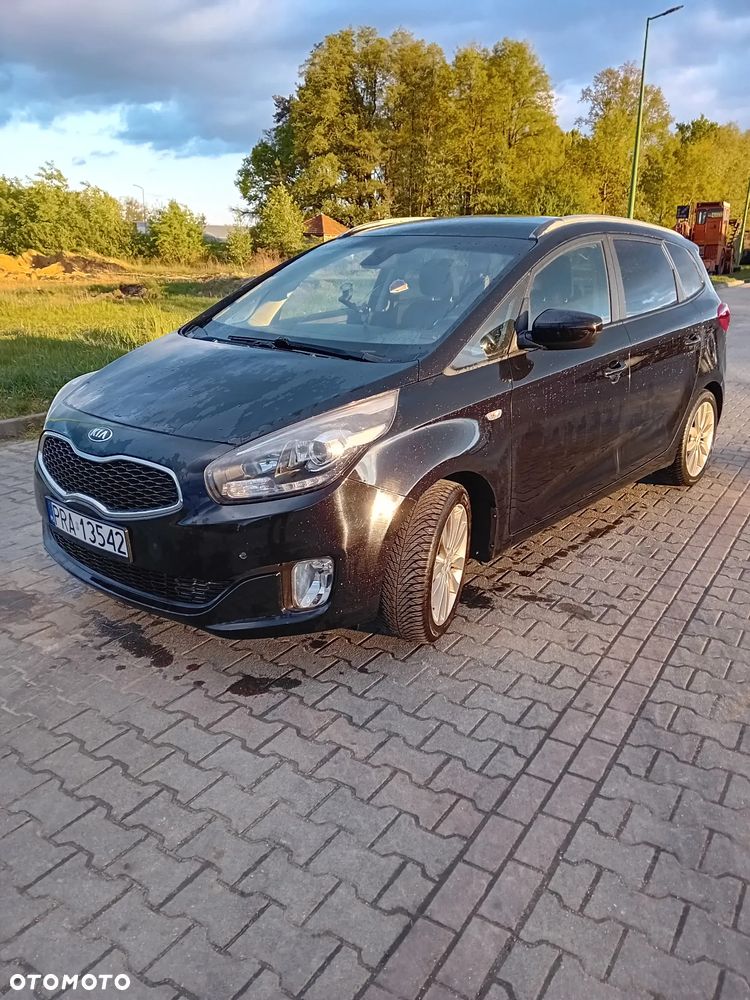 Kia Carens