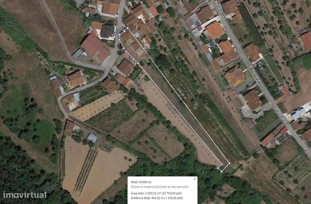 Moradia M5 com garagem em zona de Taveiro-26
