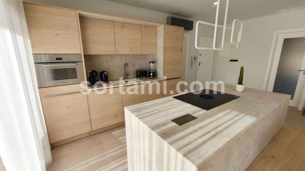 Apartamento T3+1 Venda em Quarteira,Loulé - Grande imagem: 4/16