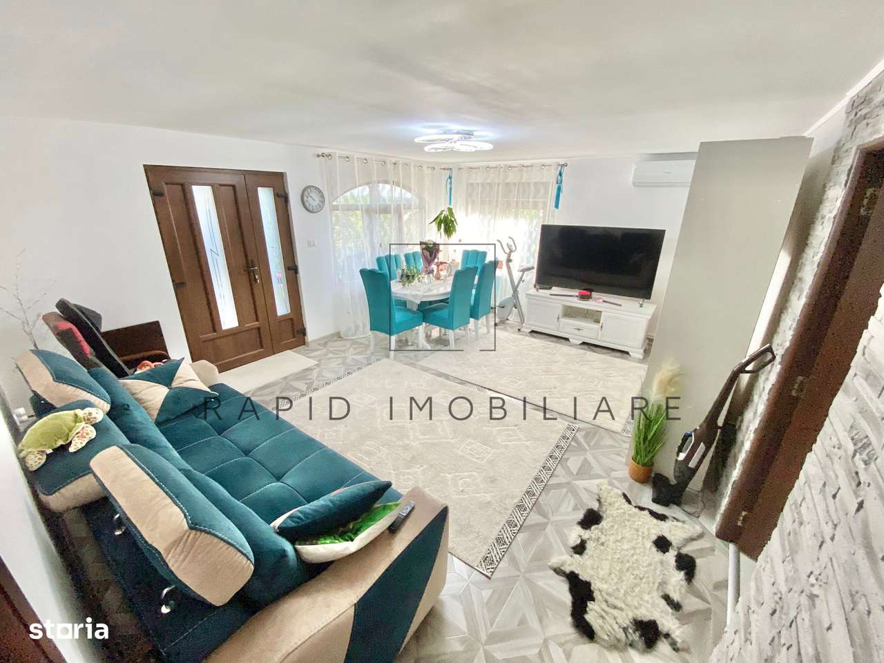 Casa + Teren in Sendreni - 145 000 Euro NEGOCIABIL - Imagine principală: 2/19