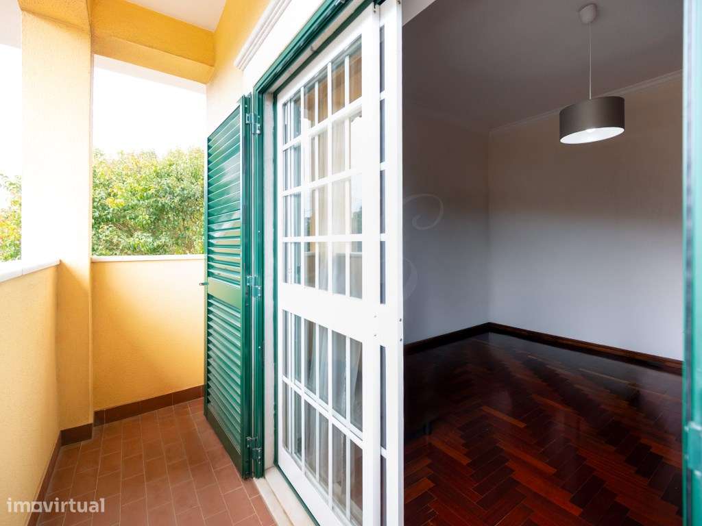 Moradia T3 com jardim | Cascais-23