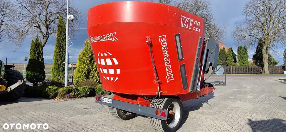 Kuhn EUROMARK TXV11 Wóz paszowy  ścielarka Import Oryginał - 8