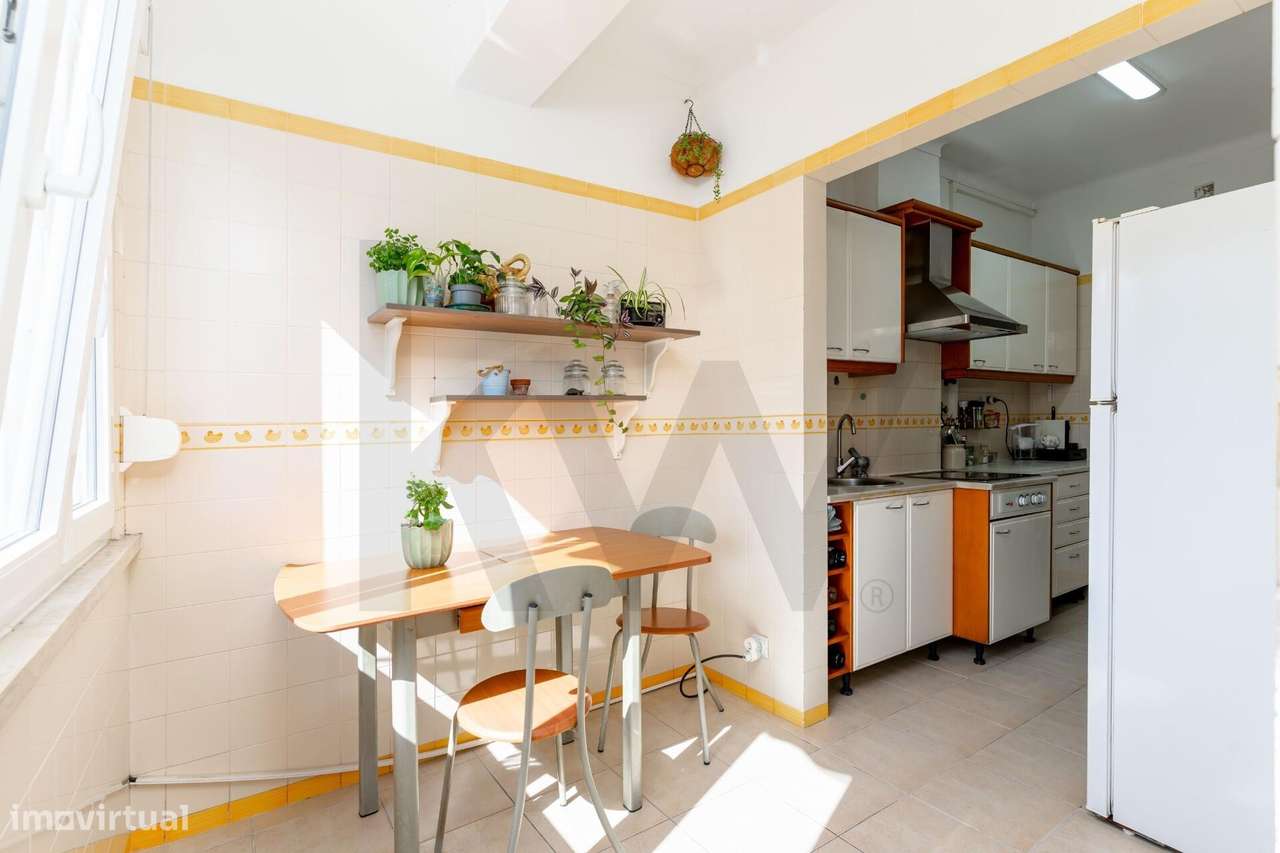 Apartamento T2 no Centro do Barreiro, com bastante Luz Natural, Confor-14