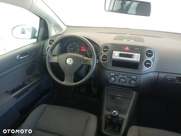 Volkswagen Golf Plus 1.9 TDI Sportline - 17