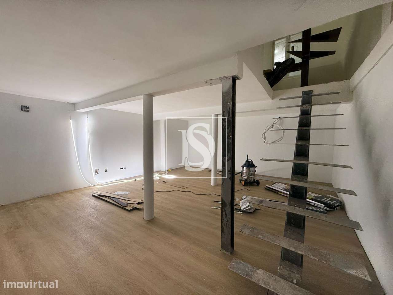 ✨ Moradia T3 Totalmente Renovada no Centro de Santarém ✨-14