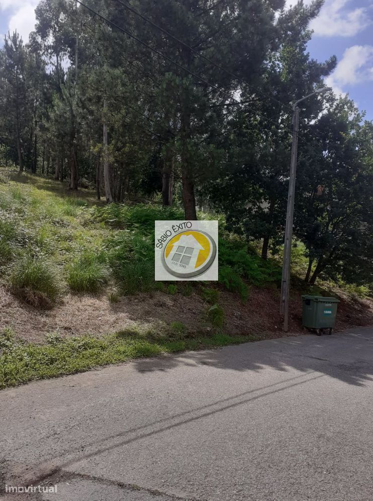 Terreno Urbano com 1000 m2 em Olival, Gaia - Grande imagem: 1/8