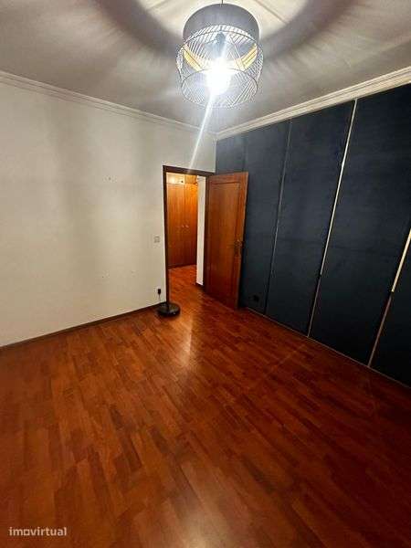 T2 Renovado c/ Garagem - Grande imagem: 4/8