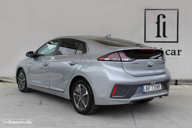 Hyundai Ioniq - 6