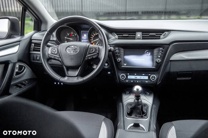 Toyota Avensis Touring Sports 2.0 D-4D Edition S+ - 14