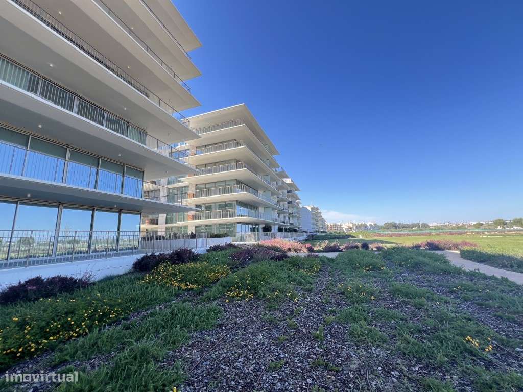 T2 - Condominio Bayline - Spa, Sauna, Ginásio, Piscina interior aqu... - Grande imagem: 2/54