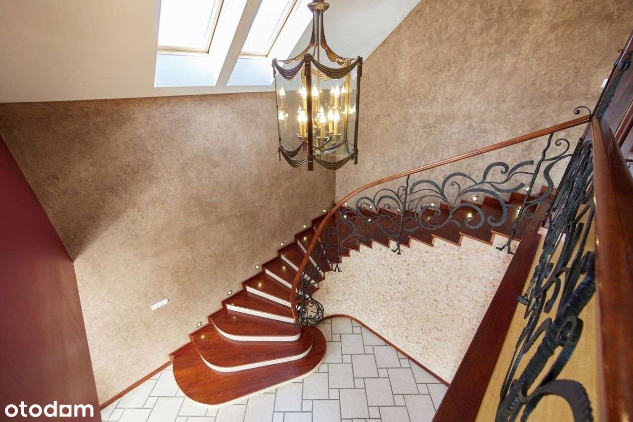 Klasyczny dom z charakterem.-8