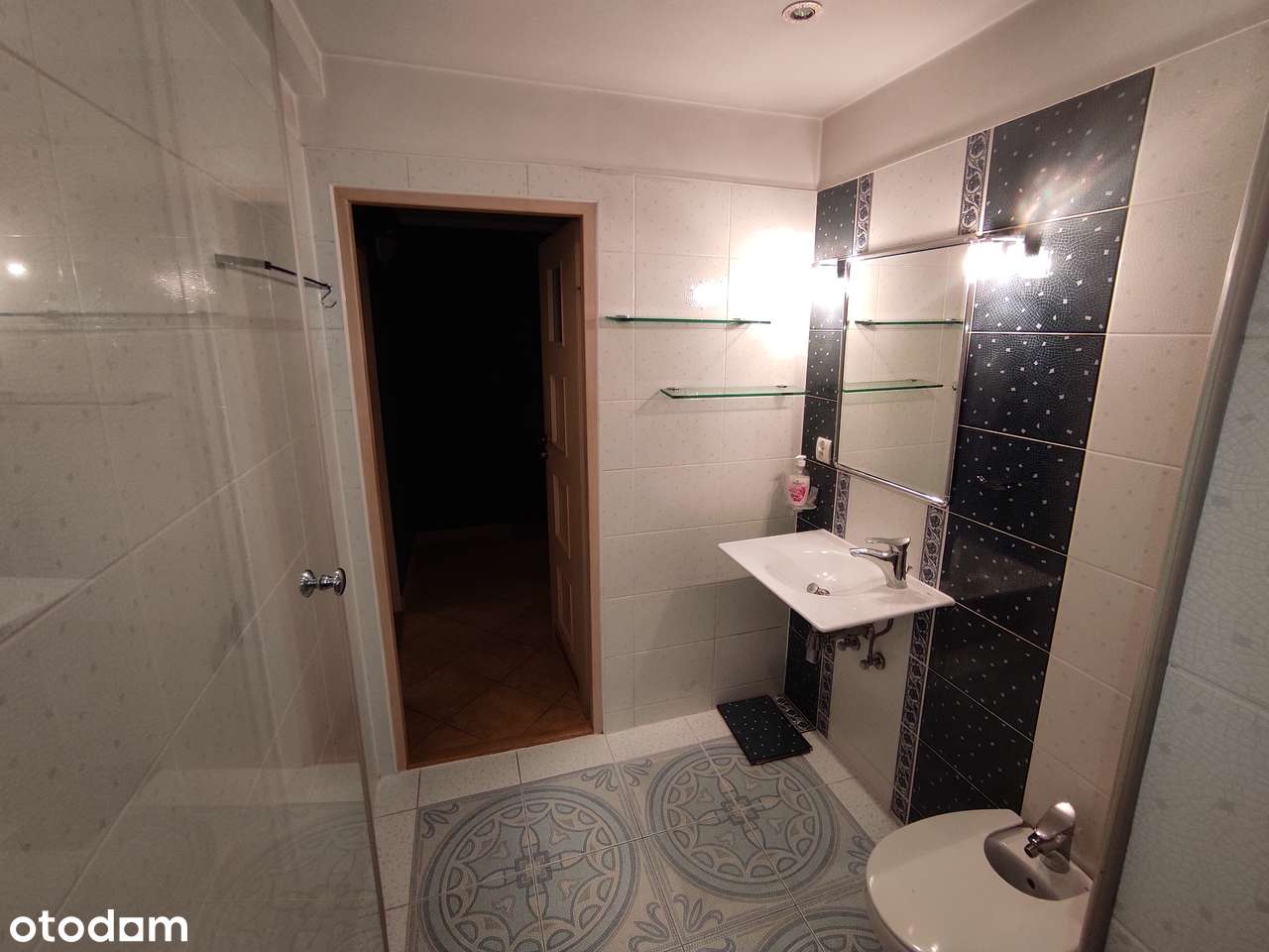 ul.Tuwima - duże i przestronne 3 pokoje w niskim bloku na II piętrze!-11