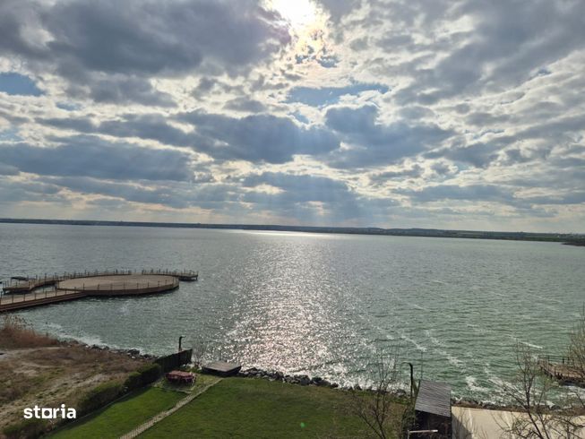 Apartament cu 2 camere Mamaia Nord/Vedere Lac frontal-0