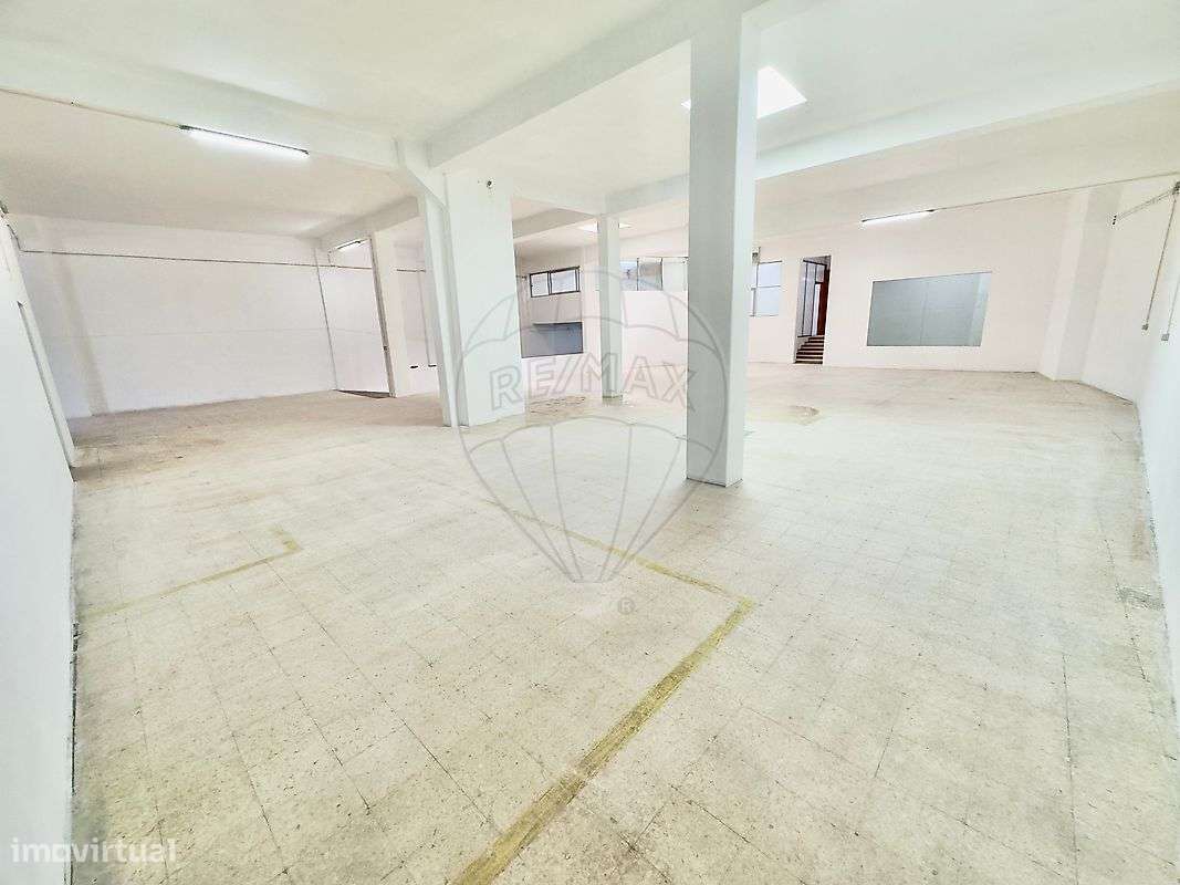 Armazém  para arrendamento - Grande imagem: 5/15