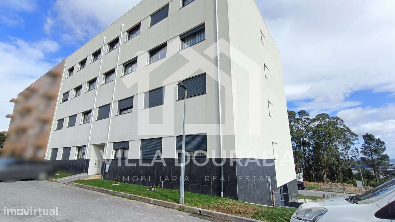 Apartamento T1+1 com Garagem na Serra de Canelas-15