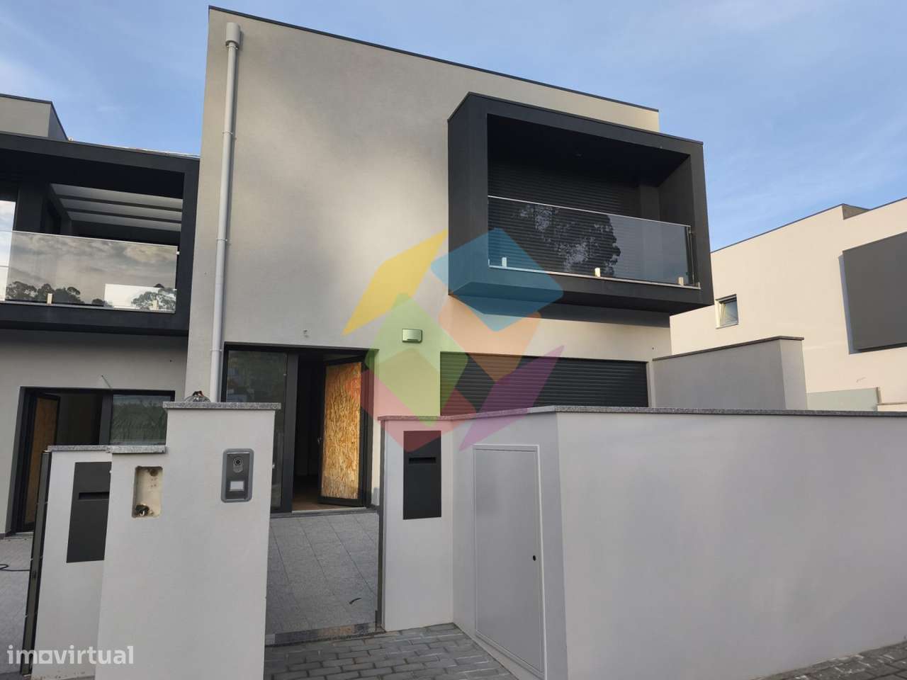 Moradia em Lobão, moderna, luminosa e pensada para o conforto da fam? - Grande imagem: 4/60