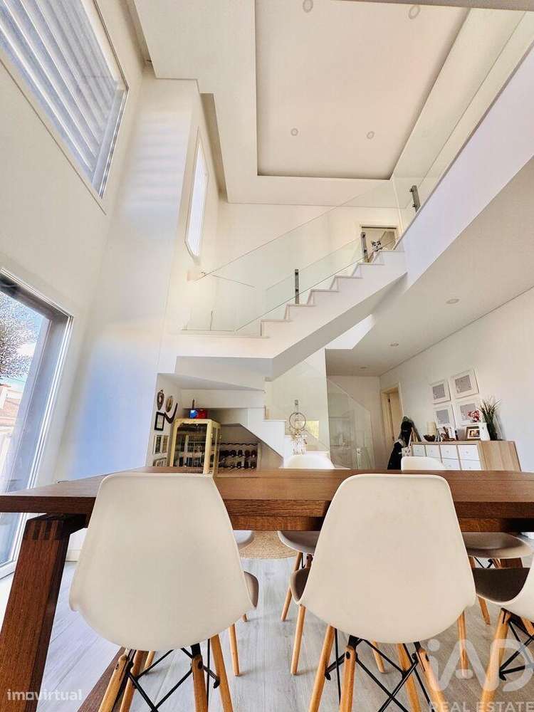 Casa / Villa T3 em Fernão Ferro de 170,00 m2 - Grande imagem: 4/23