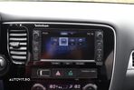 Mitsubishi Outlander 2.0 4WD Plug-In Hybrid - 10