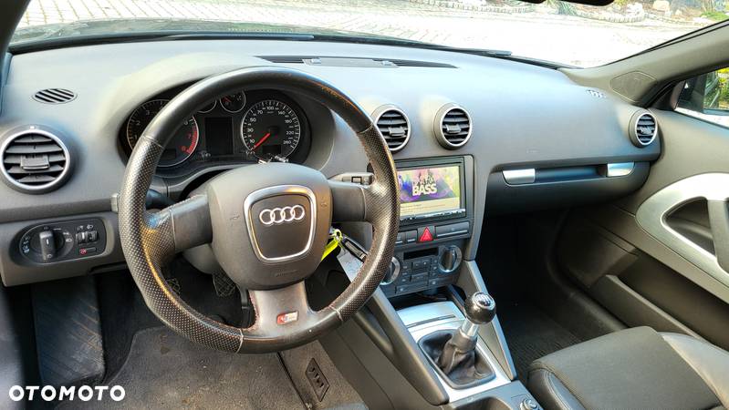 Audi A3 1.6 FSI Ambition - 9