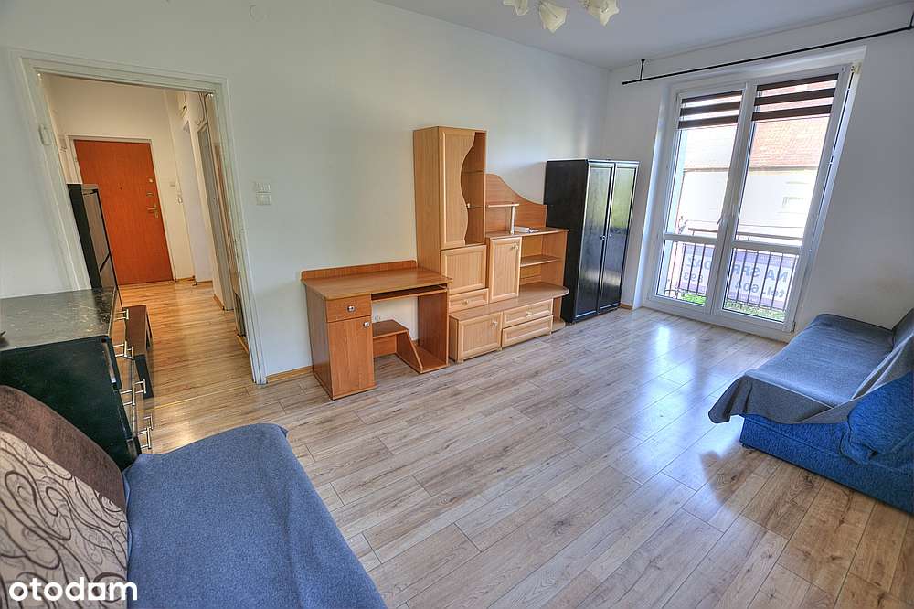 NOWA CENA! 2 pokoje, I piętro-1