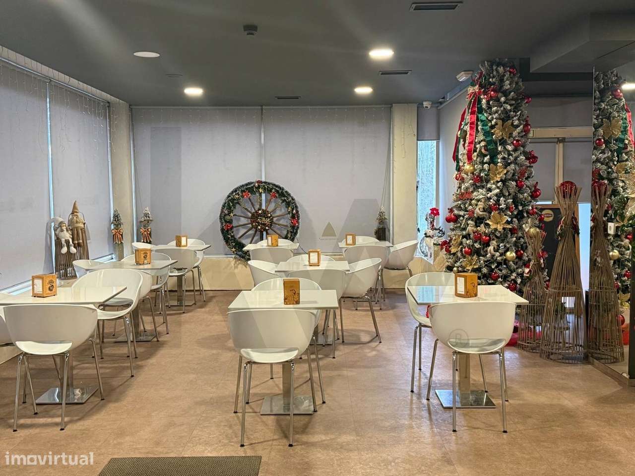 Loja com Garagem Fechada – São Martinho do Vale, Vila Nova de Famalicã - Grande imagem: 3/24