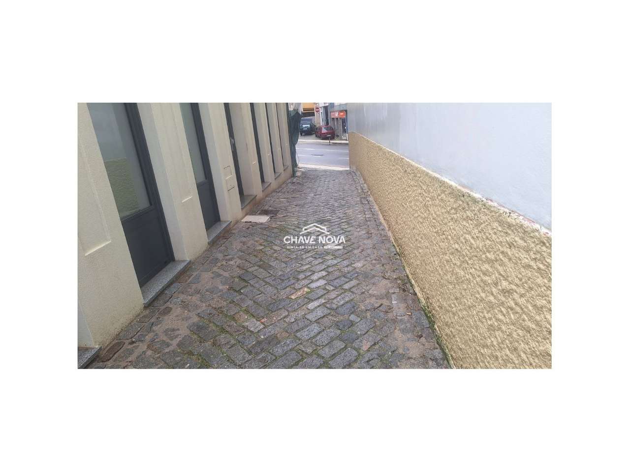 Moradia T1 Totalmente Remodelada | Porto, Próxima da Praça República-12