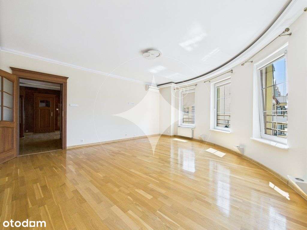 Stare Miasto Apartament+miejsce parkingowe+piwnica-14